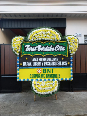 Papan Bunga Duka di Teiraplu